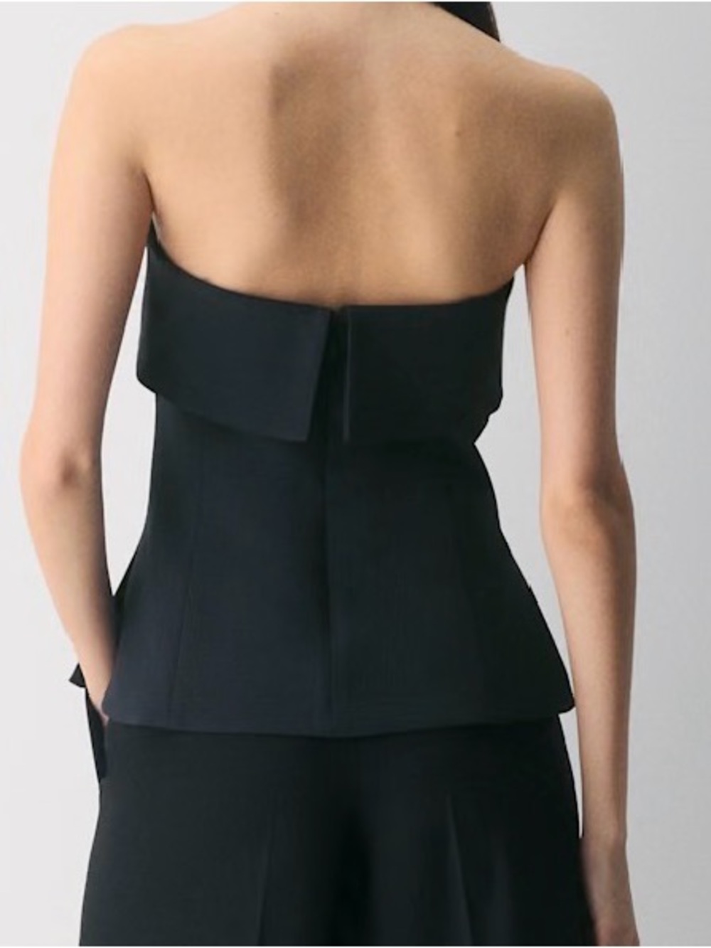 Aritzia Black Strapless Fold-Over Peplum Top - Picture 3 of 5